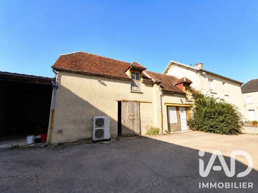 Maison à vendre 179 000 € 6 pièces 3 chambres 161,5 m² 1 592 m² de terrain Pleurs 51230