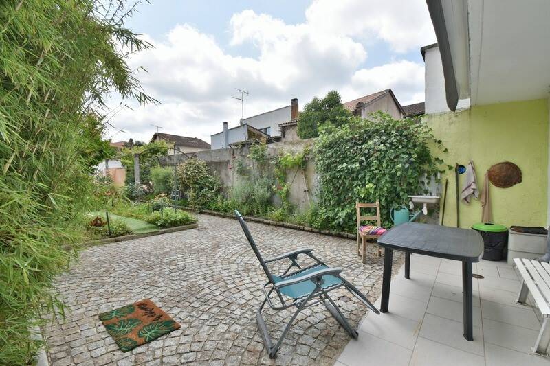 Maison à vendre, 80m², SAINTE LIVRADE SUR LOT