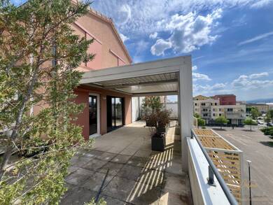 Appartement à vendre 320 000 € 5 pièces 3 chambres 104,8 m² Dernier étage, Étage 3/3 La Coupee Charnay-Lès-Mâcon 71850