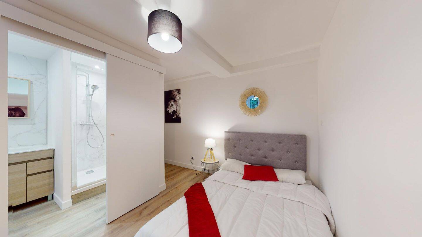 Maison 16 pièces — 13