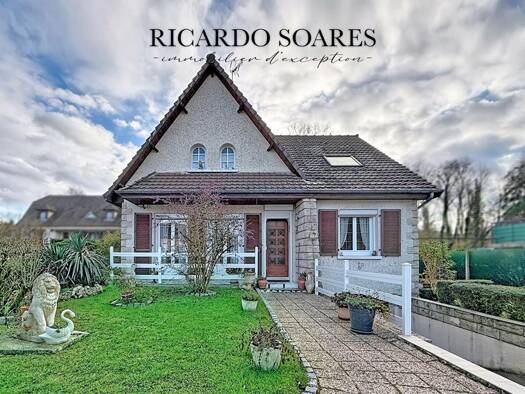 Maison à vendre 259 500 € 6 pièces 5 chambres 115 m² 1 315 m² de terrain Cinqueux 60940