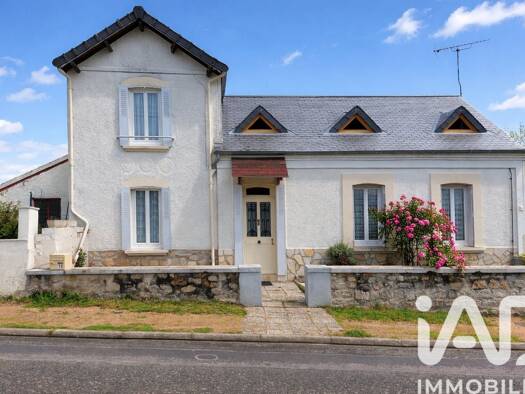 Maison à vendre 124 000 € 6 pièces 3 chambres 123,55 m² 900 m² de terrain Bézenet 03170