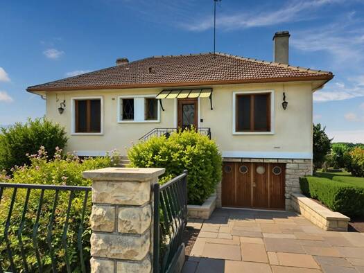 Maison à vendre 199 000 € 4 pièces 3 chambres 77 m² 757 m² de terrain Choisy-au-Bac 60750
