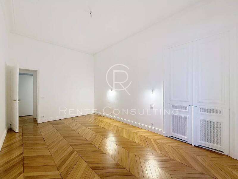 Maison à louer, 250m², PARIS 16E