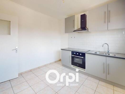 Appartement à louer 590 € 3 pièces 2 chambres 59,1 m² Étage 1/4 Centre-Gare Homécourt 54310