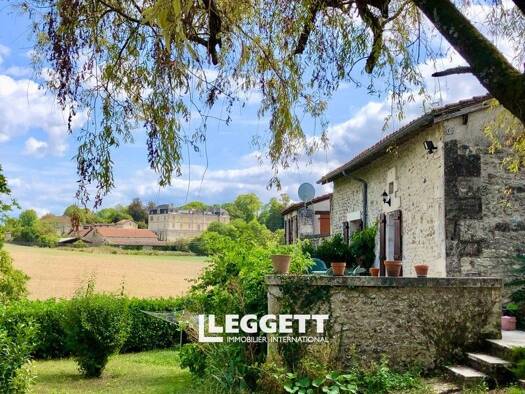 Maison à vendre 147 150 € 6 pièces 4 chambres 162 m² 8 298 m² de terrain Vendoire 24320