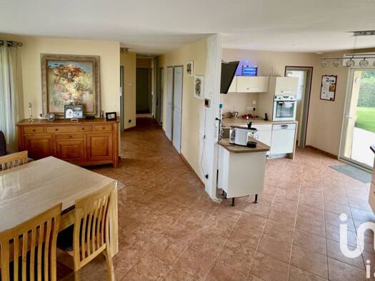 Maison à vendre 268 000 € 5 pièces 4 chambres 152 m² 3 483 m² de terrain Hornoy-le-Bourg 80640