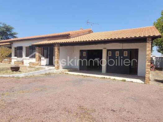 Maison de plain-pied à vendre 293 000 € 7 pièces 4 chambres 112 m² 1 370 m² de terrain Arvert 17530