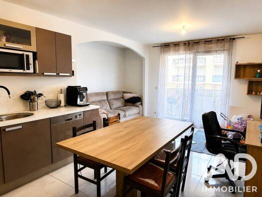 Appartement à vendre 265 000 € 3 pièces 2 chambres 58 m² Étage 1/3 Bois Notre Dame Pontault-Combault 77340