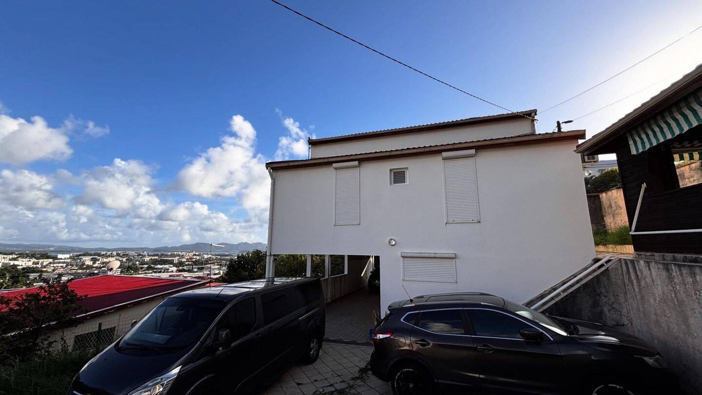 Maison à vendre, 186m², FORT DE FRANCE