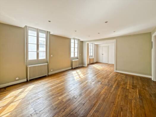 Appartement à vendre 229 000 € 4 pièces 3 chambres 130 m² Étage 2/3 Centre Ville Périgueux 24000