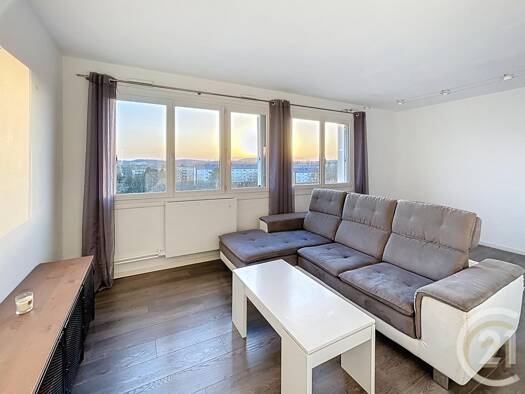 Appartement à louer 690 € 2 pièces 1 chambre 48,4 m² 6ème étage Compiègne 60200