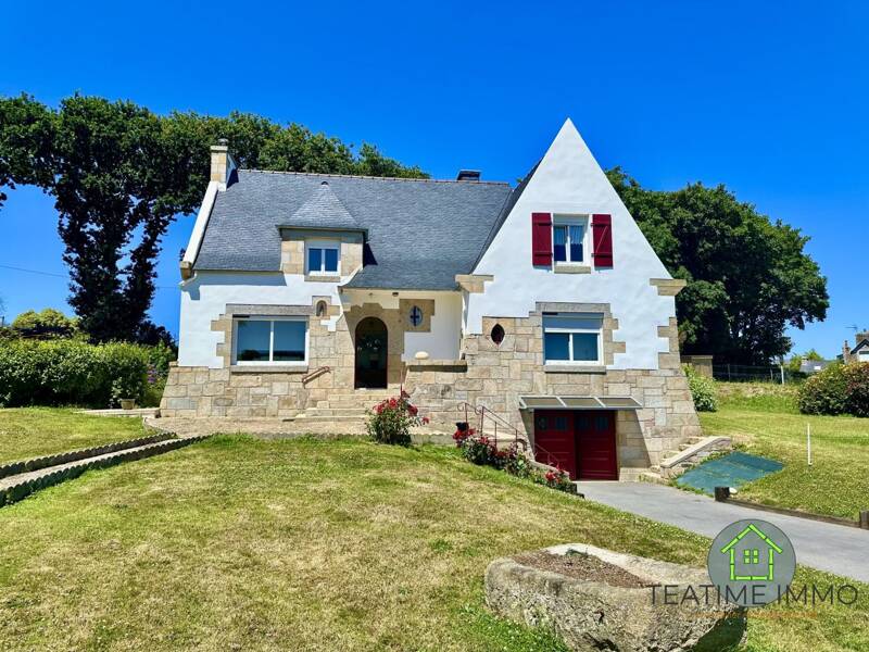 Maison à vendre, 132m², PLOUEGAT MOYSAN