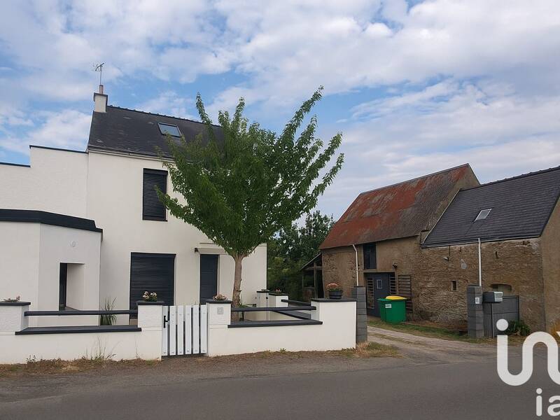Maison à vendre, 230m², SAINT MALO DE GUERSAC