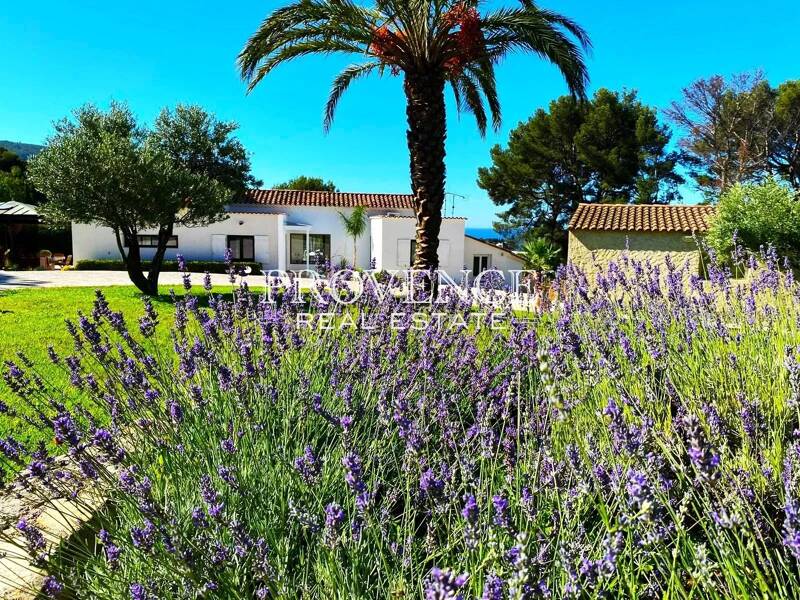 Maison à louer, 400m², CASSIS