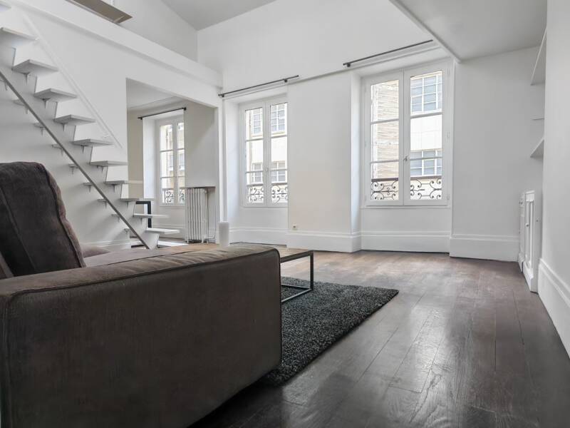 Maison à louer, 72m², PARIS 16E