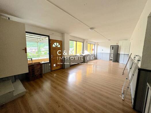 Immeuble à vendre 226 300 € 300 m² Épierre 73220