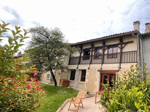 Maison à vendre 354 000 € 6 pièces 4 chambres 240 m² 378 m² de terrain Mauvezin 32120