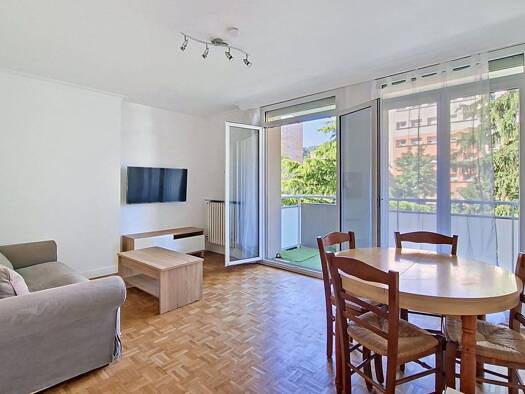 Appartement à vendre 149 500 € 3 pièces 2 chambres 58 m² Étage 1/5 Jean-Moulin Vienne 38200