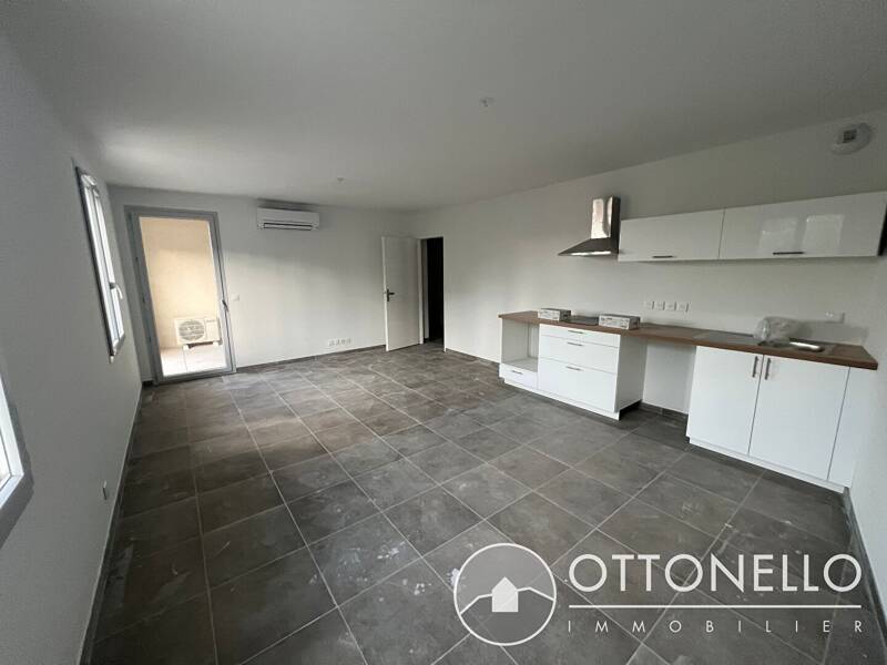 Maison à louer, 52m², ROQUEBRUNE SUR ARGENS