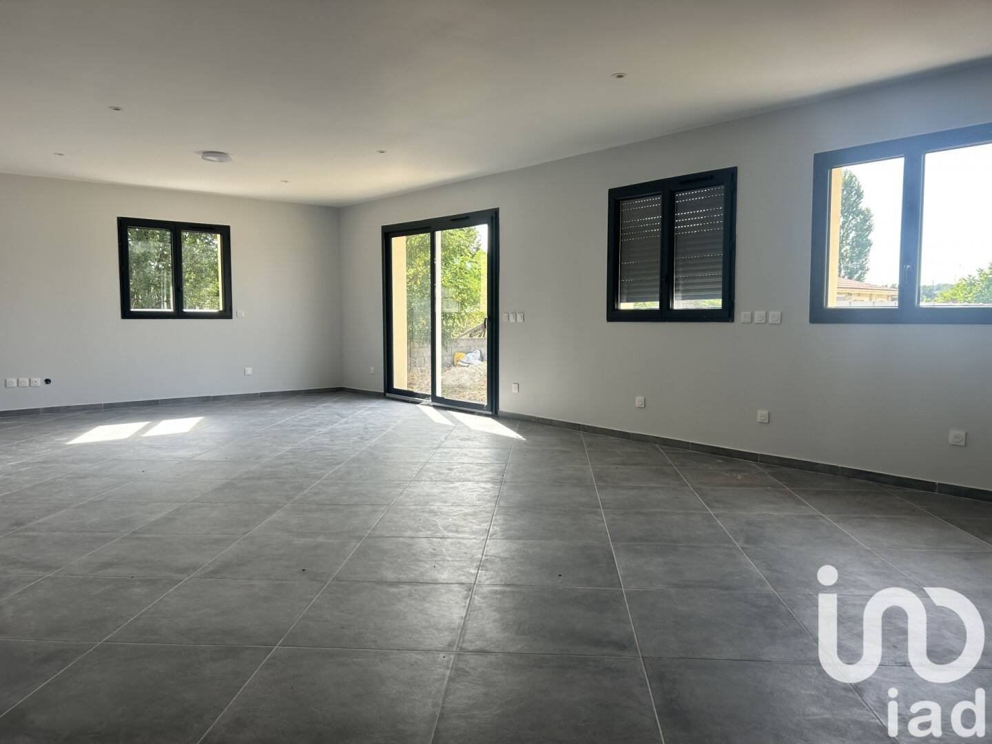 Maison à vendre, 113m², SAINT MEDARD DE GUIZIERES