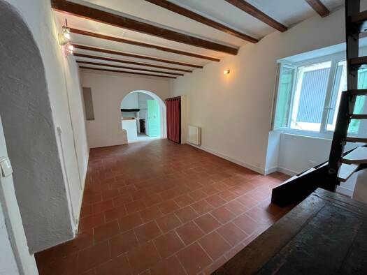 Duplex à louer 660 € 3 pièces 1 chambre 51,2 m² RDC Lagnes 84800