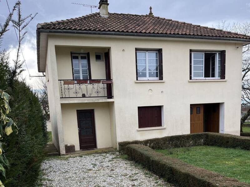 Maison à vendre, 122m², CHASSENEUIL SUR BONNIEURE