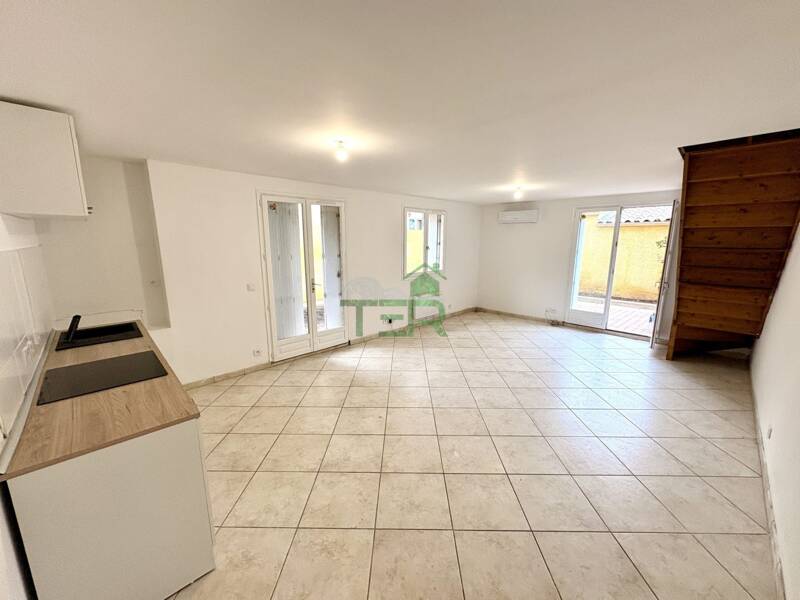 Maison à louer, 77m², NIMES