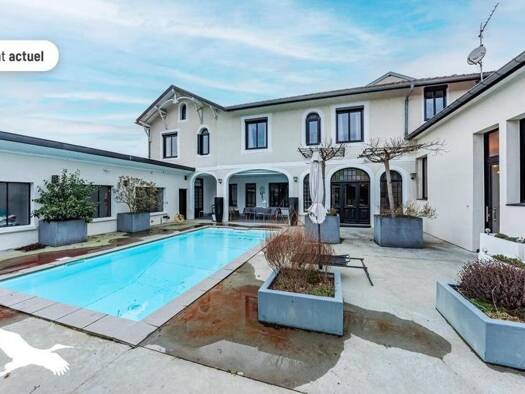 Maison à vendre 448 232 € 6 pièces 4 chambres 268 m² 420 m² de terrain Salies-du-Salat 31260