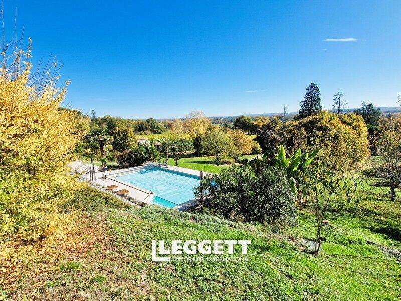 Maison à vendre, 202m², PORT SAINTE FOY ET PONCHAPT