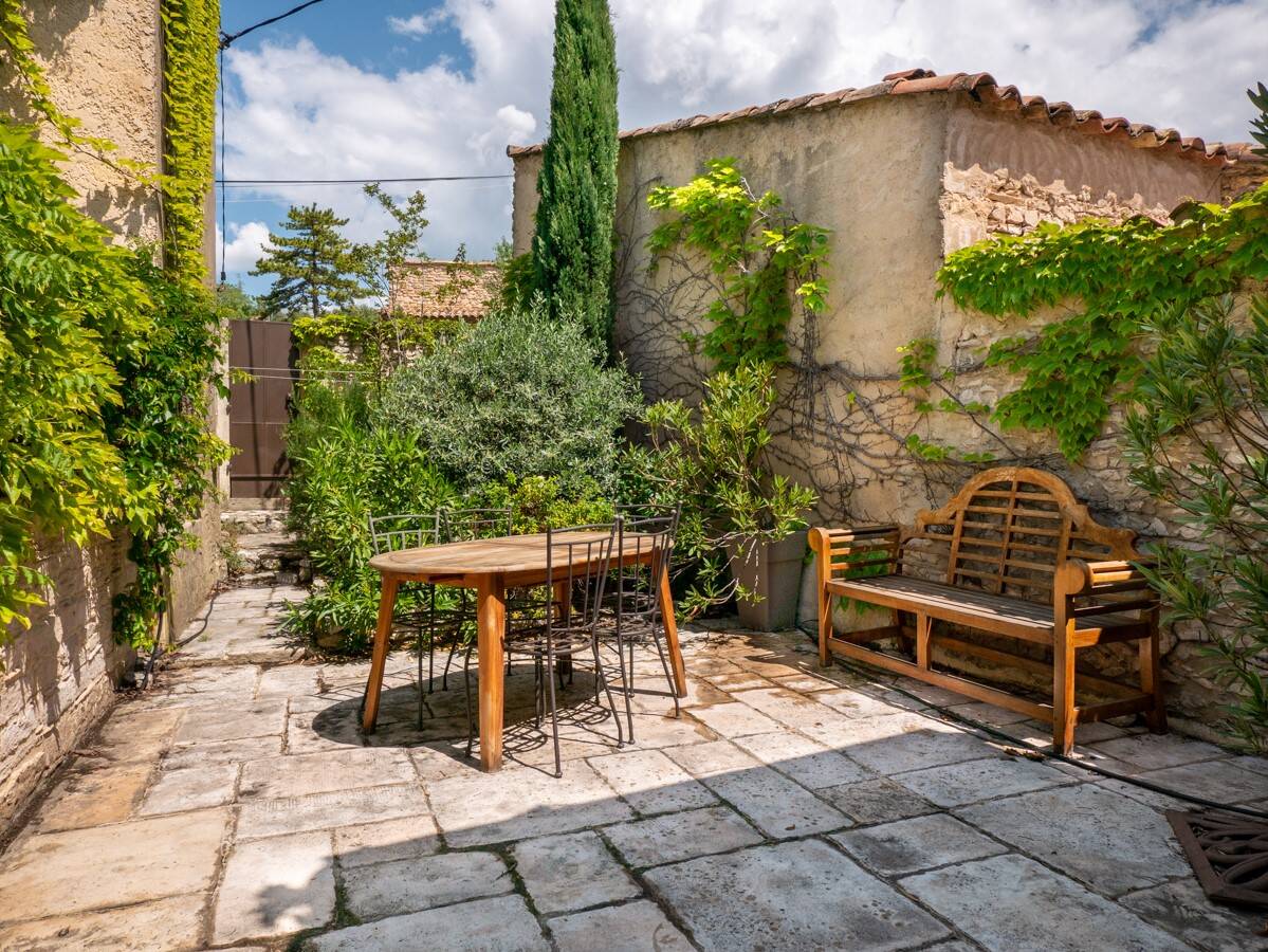 Maison à vendre, 90m², SAINT SATURNIN LES APT
