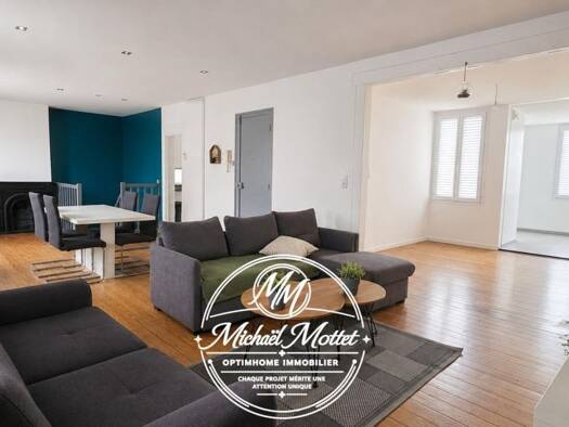 Duplex à vendre 179 500 € 4 pièces 2 chambres 109 m² Étage 1/4 Graville Le Havre 76600