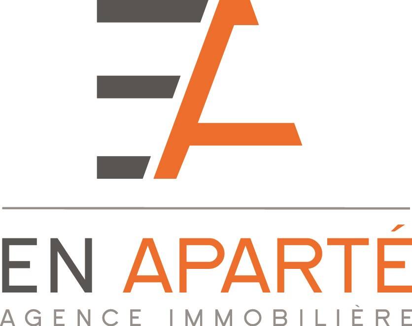 EN APARTE