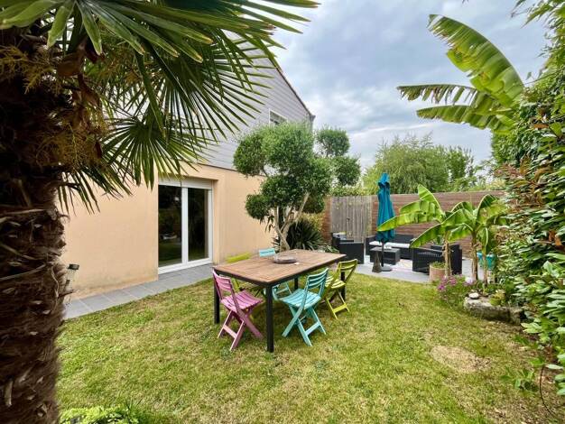 Maison à vendre 278 250 € 6 pièces 5 chambres 135 m² 344 m² de terrain Goise-Champommier-Champclairot Niort 79000
