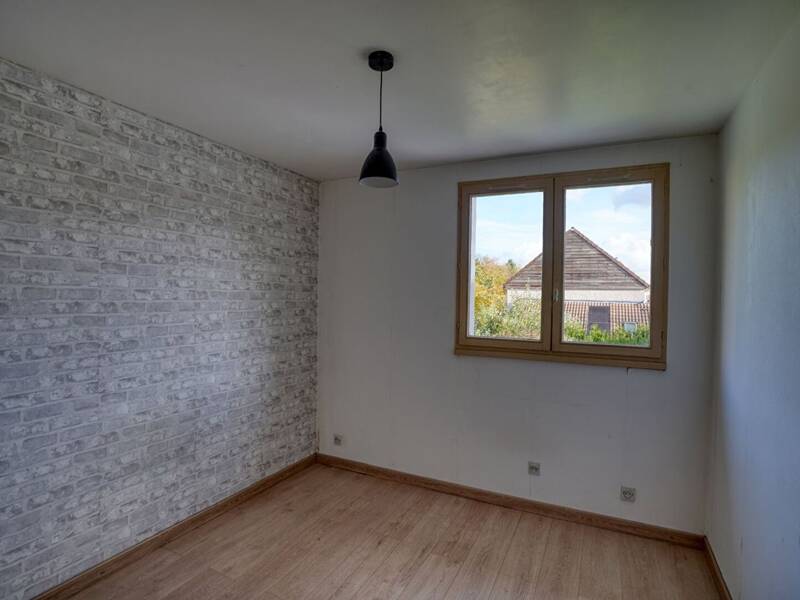 Maison à louer, 101m², MONTIGNY LE BRETONNEUX