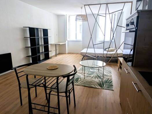 Appartement à vendre 85 000 € 1 pièce 31,65 m² Étage 1/3 Valence 26000