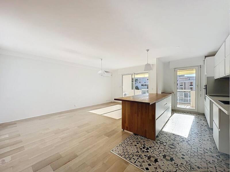 Maison à louer, 63m², MOUGINS