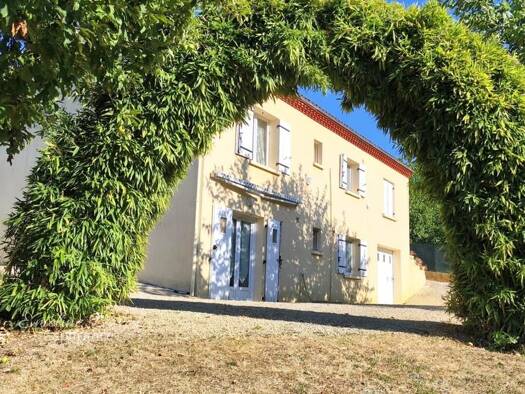 Maison de plain-pied à vendre - neuf 267 000 € 7 pièces 5 chambres 165 m² 1 000 m² de terrain Temniac Sarlat-la-Canéda 24200