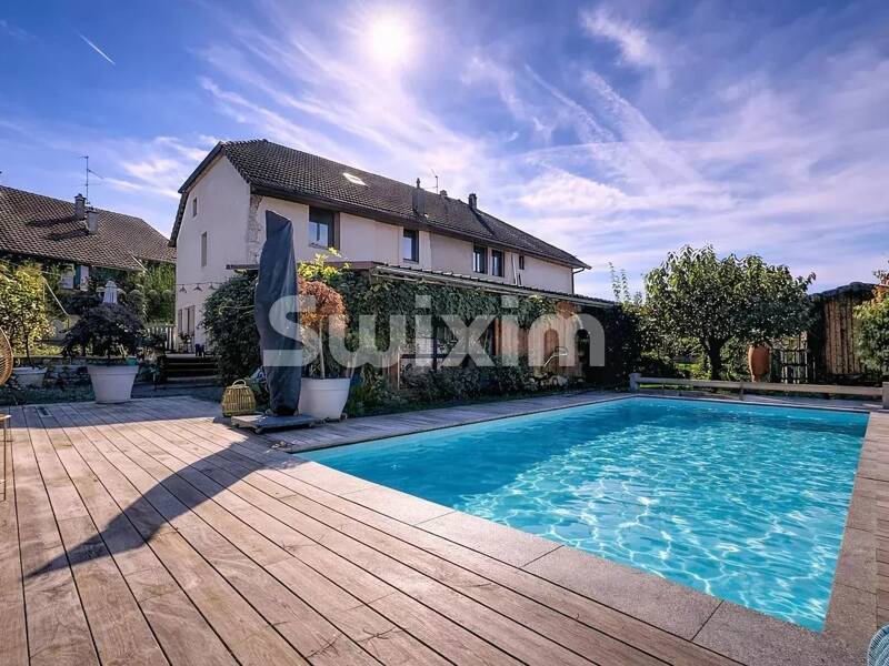 Maison à vendre, 343m², SAINT GENIS POUILLY