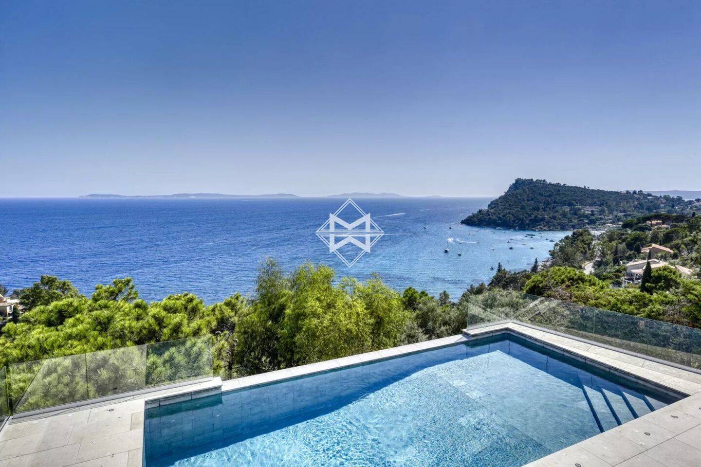 Maison à vendre, 220m², RAYOL CANADEL SUR MER