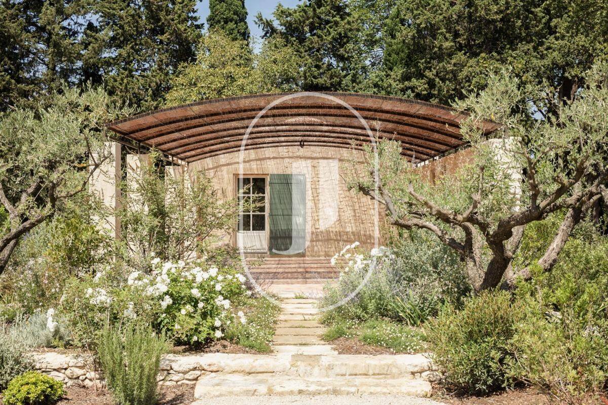 Maison à vendre, 300m², EYGALIERES