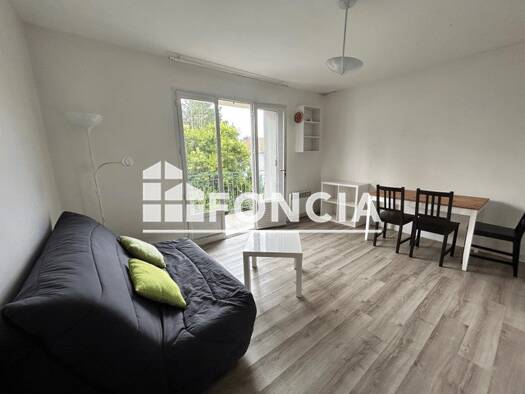 Appartement à louer 330 € 1 pièce 21,2 m² Étage 2/2 CES Paul Dangla 1 et 2 Agen 47000