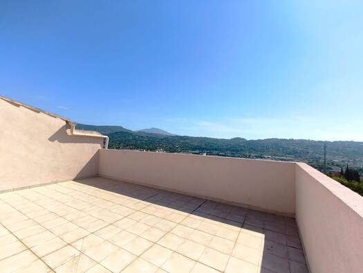 Appartement à vendre 372 000 € 4 pièces 3 chambres 77,2 m² Étage 3/3 Les Aspres Grasse 06130