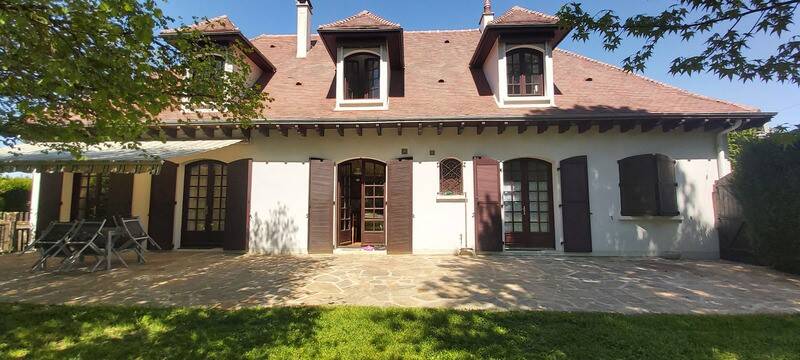 Maison à vendre, 239m², VERNEUIL SUR VIENNE