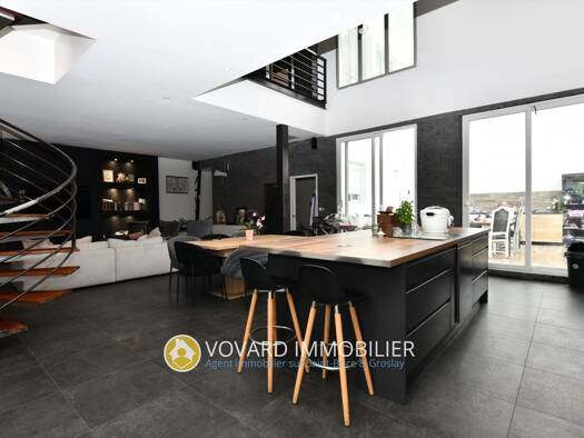 Maison à vendre 535 000 € 5 pièces 4 chambres 193 m² 173 m² de terrain La Pepiniere-Malesherbes Sarcelles 95200