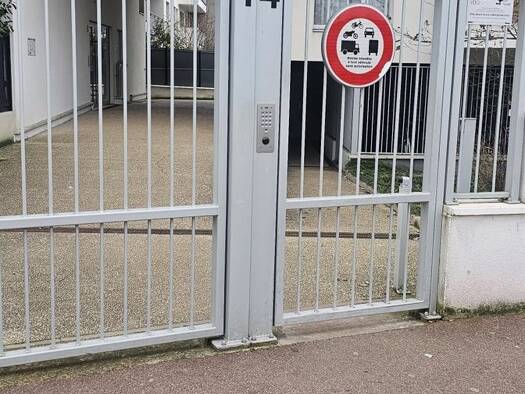Parking à vendre 9 000 € 13 m² Antony 92160