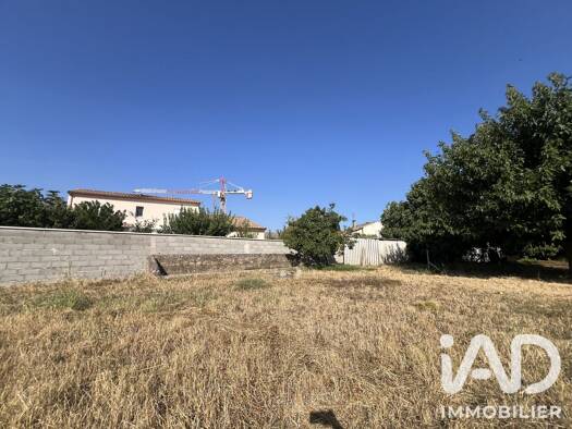 Terrain constructible à vendre 52 000 € 377 m² de terrain Sud Pont-Saint-Esprit 30130