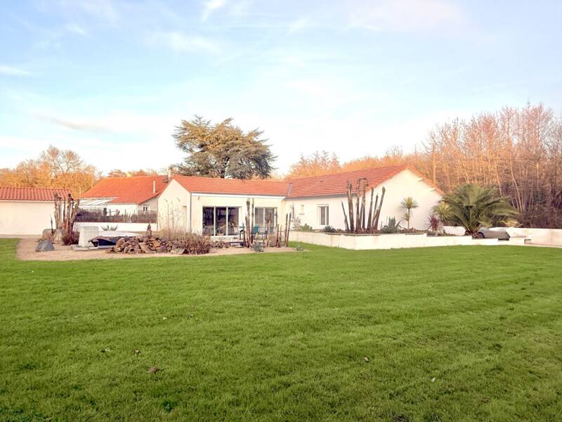 Maison à vendre, 144m², SAINT AIGNAN GRANDLIEU