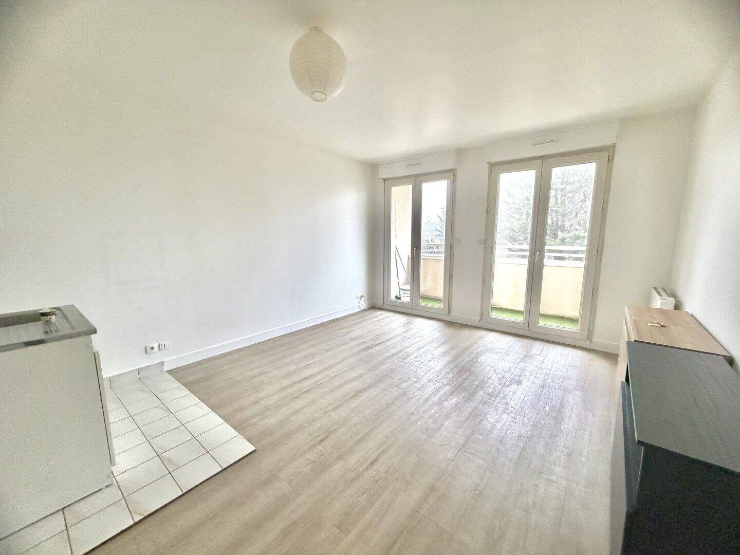 Maison à louer, 21m², NOISY LE GRAND