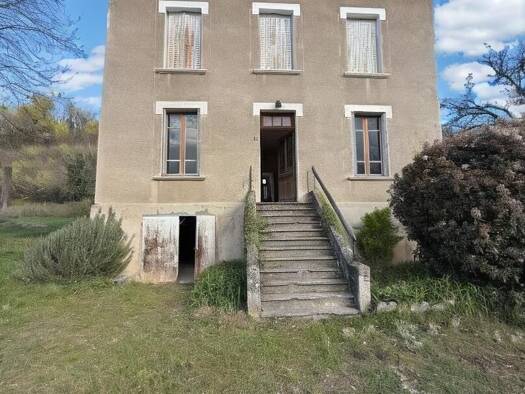 Maison à vendre 185 000 € 8 pièces 6 chambres 140 m² 490 m² de terrain Chatte 38160